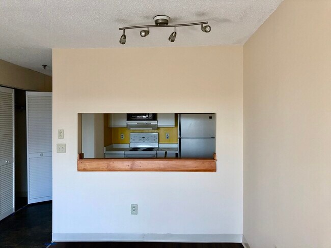 Photo - 133 Commander Shea Blvd Unit 519