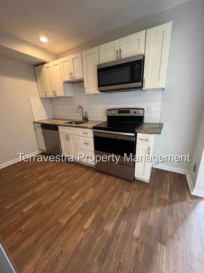 Photo - 711 N 3rd St Unit 1