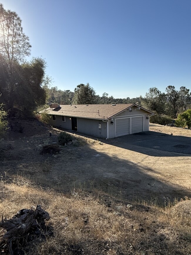 Building Photo - 30552 Corral Dr