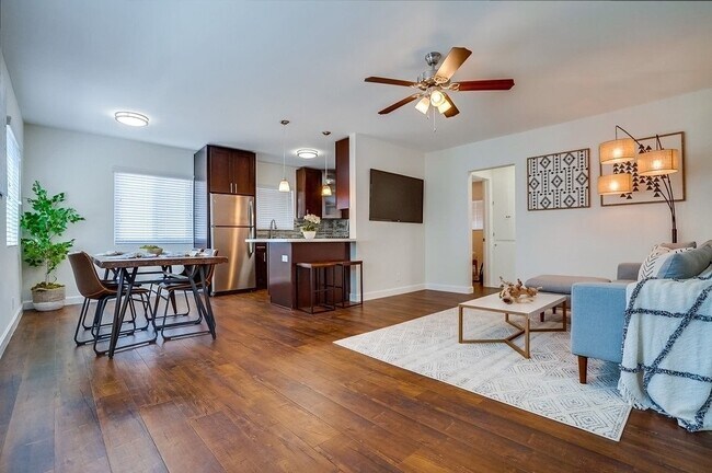 Photo - Modern Courtyard-Style Living in Hyde Park — Secure, Pet-Friendly & Minutes from LAX