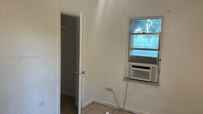 Photo - 1904 NW 71st St