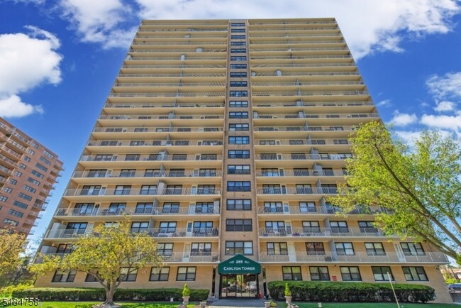 Photo - 285 Aycrigg Ave Condo Unit 10i