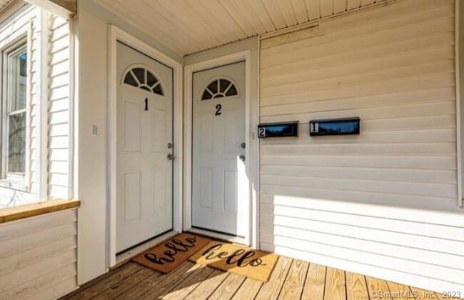 Photo - 2818 Whitney Ave