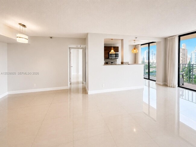 Building Photo - 290 174th St Unit 1117