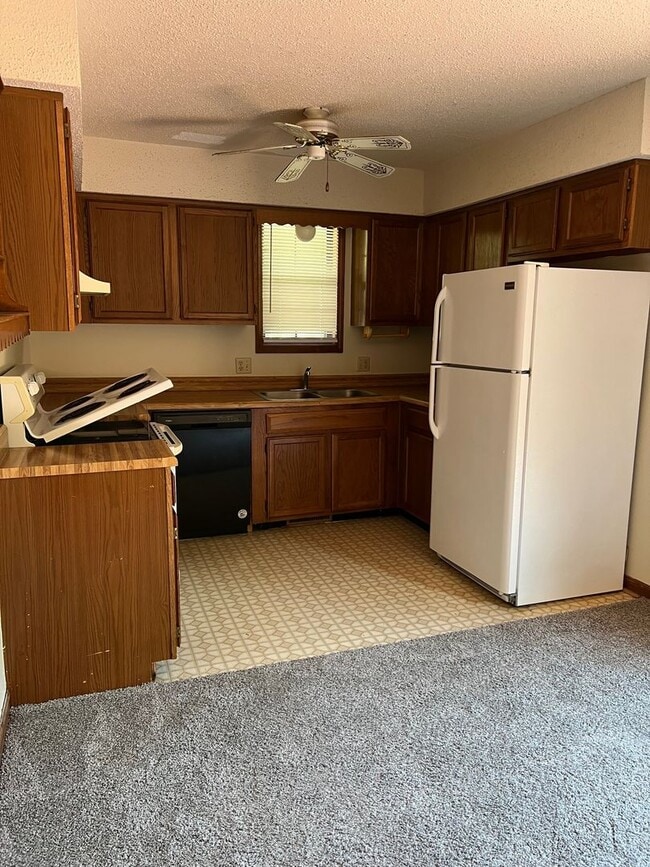 Photo - 130 SE 235th Rd Unit #1