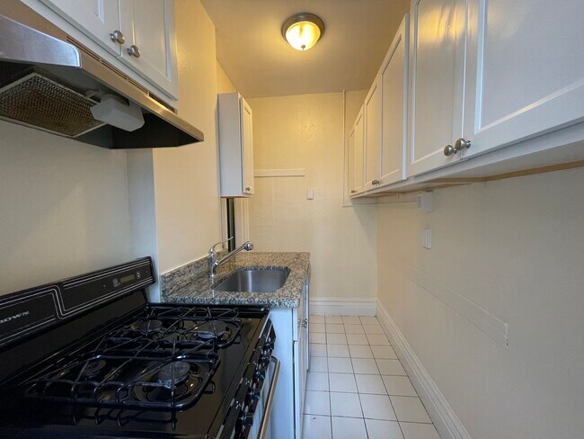 Photo - 1111 Boylston St Unit 33