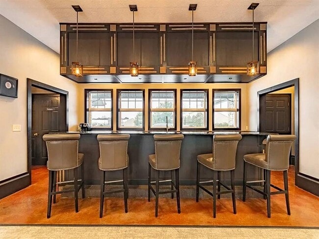 Photo - Elevate on Main