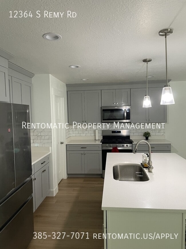 Photo - 12364 Remy Rd Casa