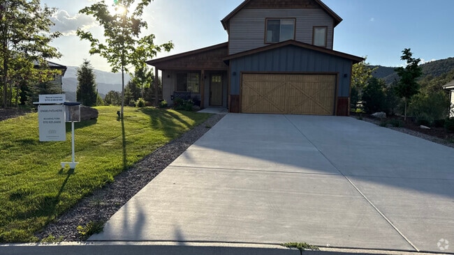 Building Photo - 408 Pinyon Mesa Dr Rental