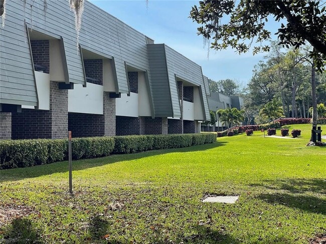 Building Photo - 36750 US Hwy 19 N Unit 4-205