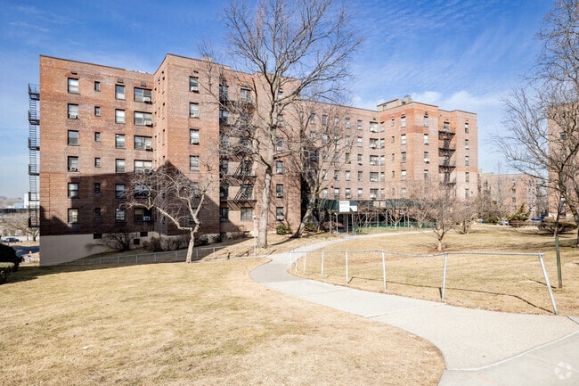 Photo - Mitchell Gardens Co-Op #3