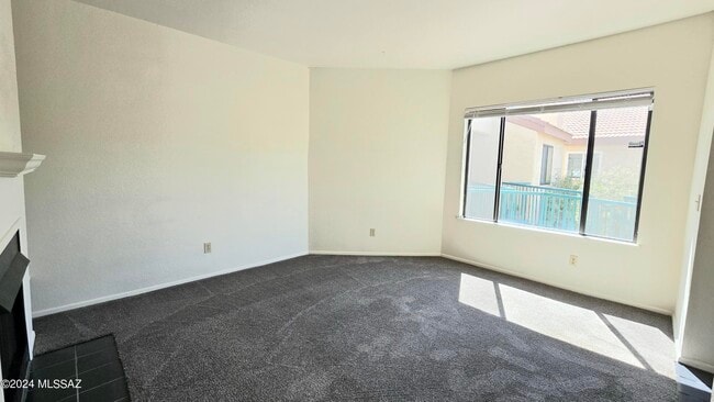 Photo - 3690 N Country Club Rd Unit 1038