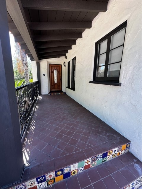 484 W 25th St