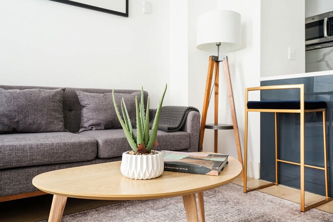 Photo - 1597 York Ave Unidad FL2-ID1021945P