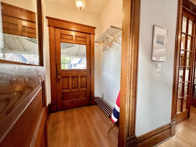Photo - Victorian Gem in the Heart of Downtown – F...