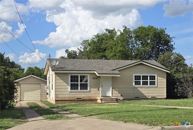 Building Photo - 2116 W Avenue D Rental