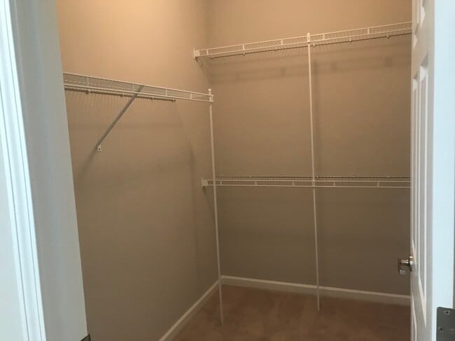 Photo - 1610 E Southfield Cir