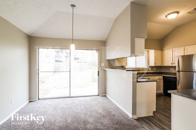 Photo - 15410 Pebble Lake Dr