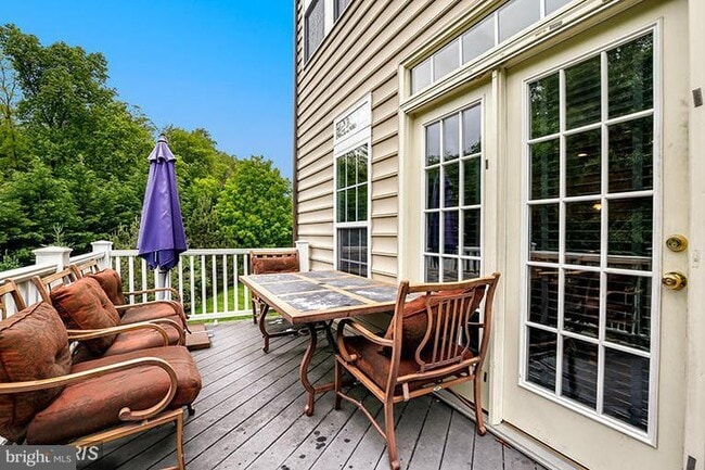 Photo - 1621 Whitehall Dr