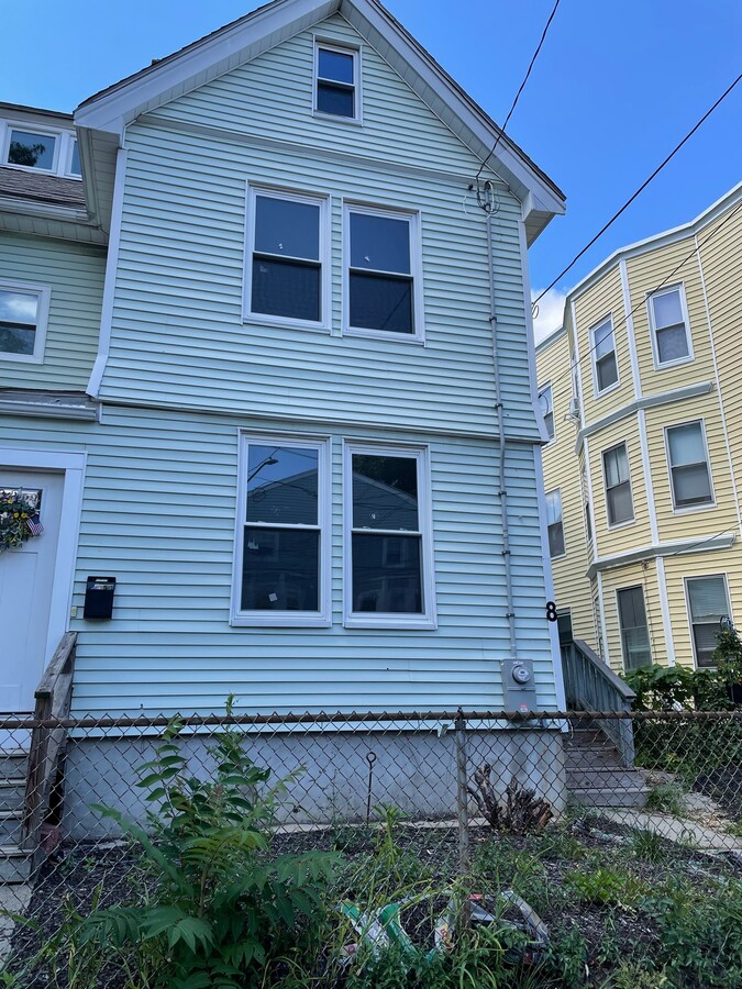 Photo - 18 Bradbury St