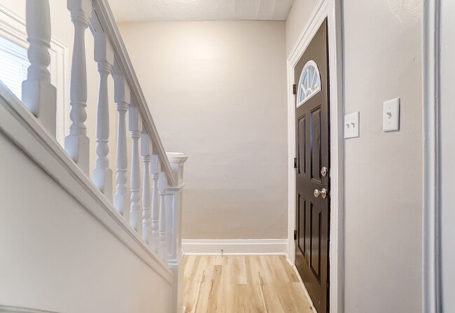 Photo - 3 Bed 1 Bath Available June 2025