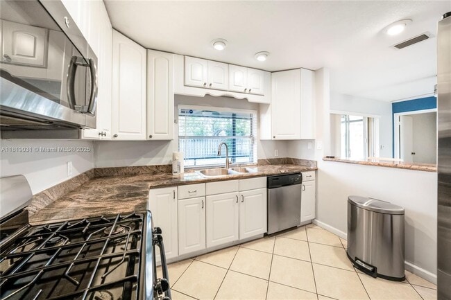 Photo - 9523 NW 26th St Casa