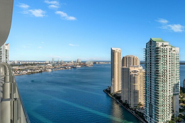 Photo - 300 Biscayne Blvd Way Unit 3302