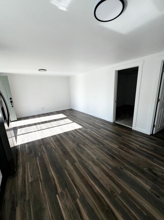 Photo - 804/806 S Marion Ave Unidad 806