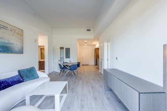 Photo - Countyline Apartments