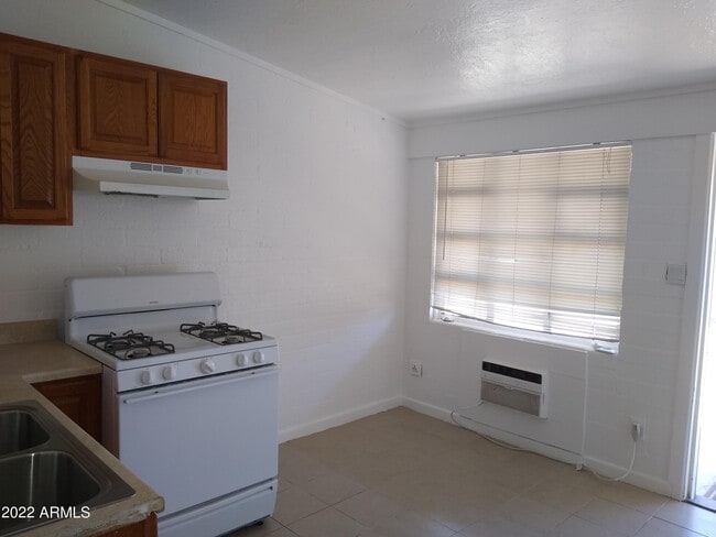 Photo - 1627 E Pinchot Ave
