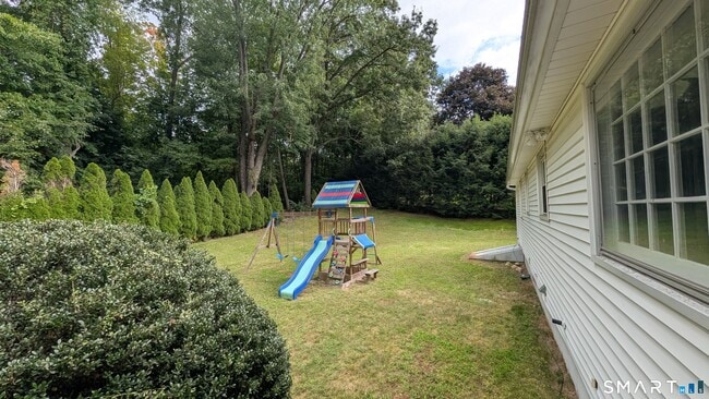 Photo - 166 Stevens Ln