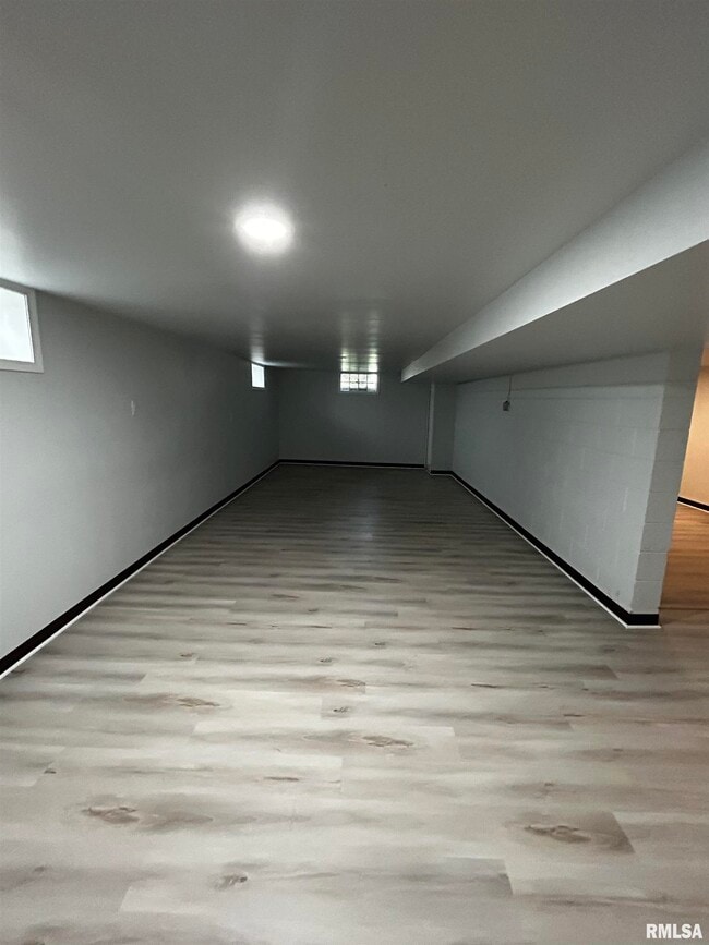 Photo - 2206 W Rohmann Ave