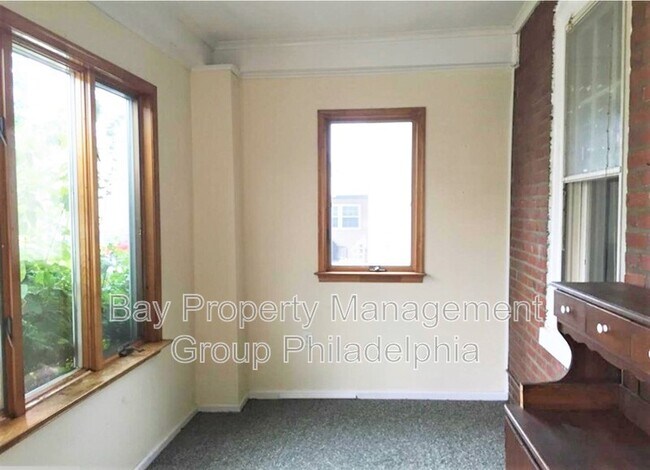 Photo - 322 Lemonte St
