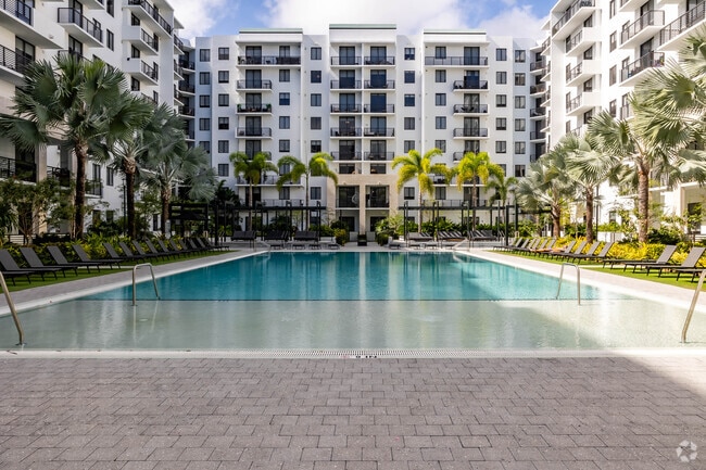 Building Photo - Biscayne 112 Rental