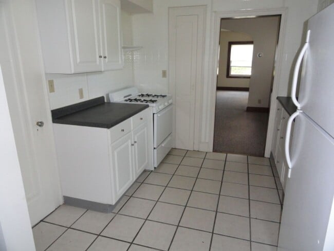 Photo - 1209 S W Ave