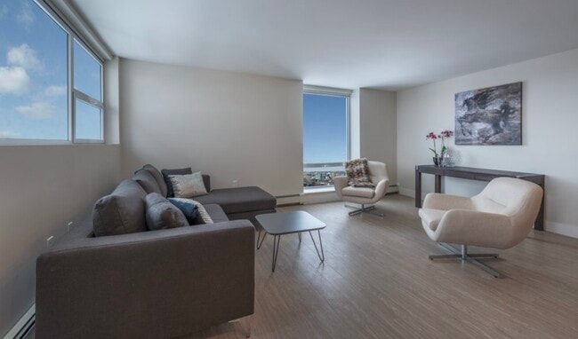 Photo - 5633-5633 Fenwick St Unit 2303