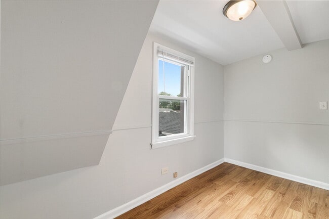 Photo - 1342 Circle Ave Unit 2