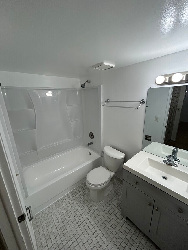 Photo - 10155 NW 9th St Cir Unit 405