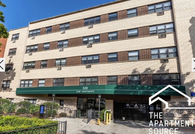 Photo - 530 W Surf St Unit 209