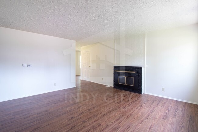 Photo - 8432 E 37th Pl