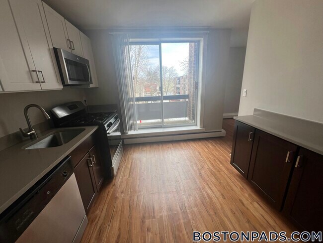 Photo - 38 School St Unit A