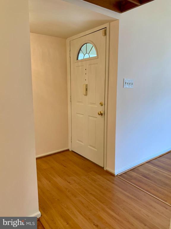 Building Photo - 2622 Occidental Dr