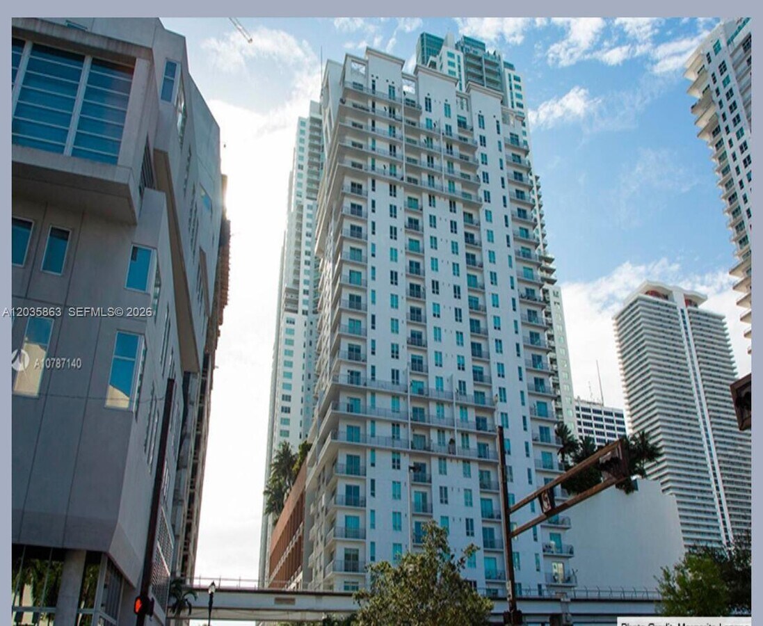 Photo - 234 NE 3rd St Unidad 1506