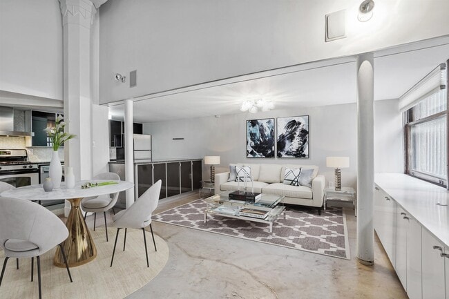 Building Photo - 83 Montgomery St Unit 101