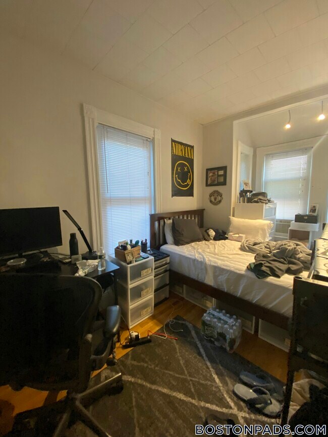15 Curtis Ave Unit 1
