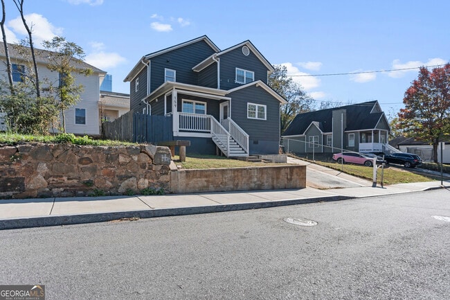 Photo - 159 Walnut St NW