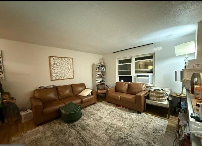 Photo - 1001 Ellman Ln