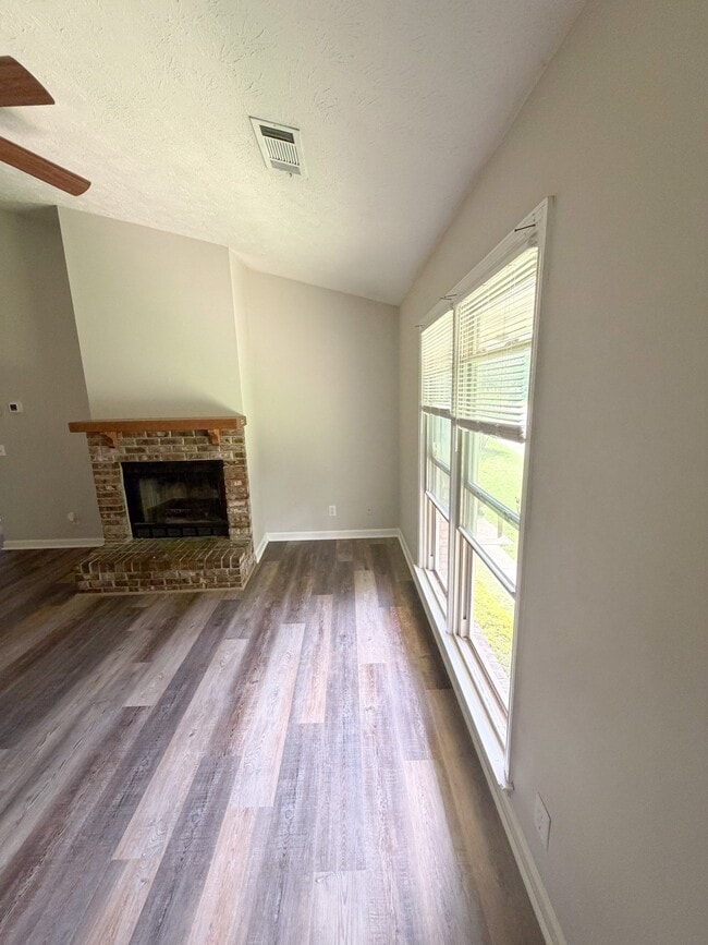 Photo - 6197 Trestlewood Dr Unit D
