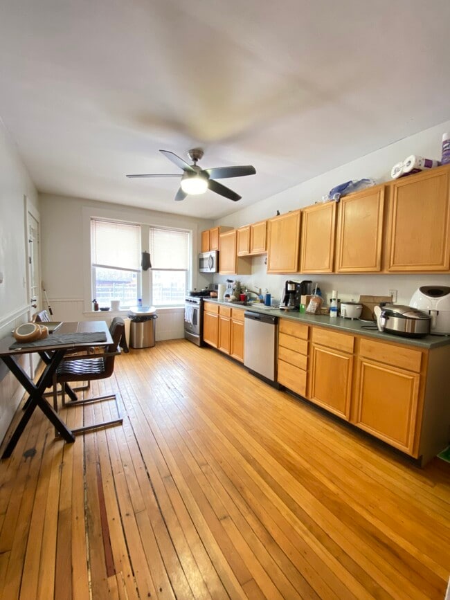 9 Fairfield St Unit 1L