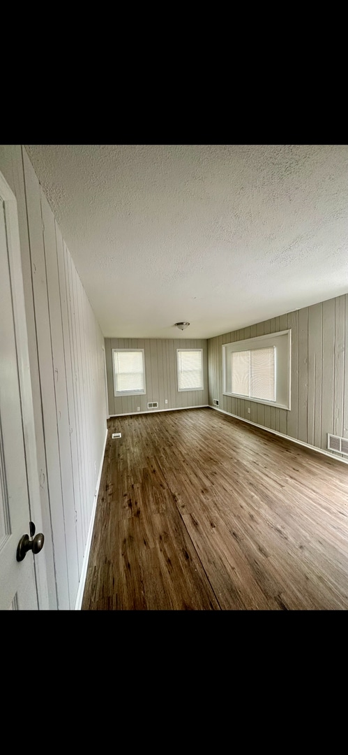 Photo - Cute Three bedroom house available Now!!!!